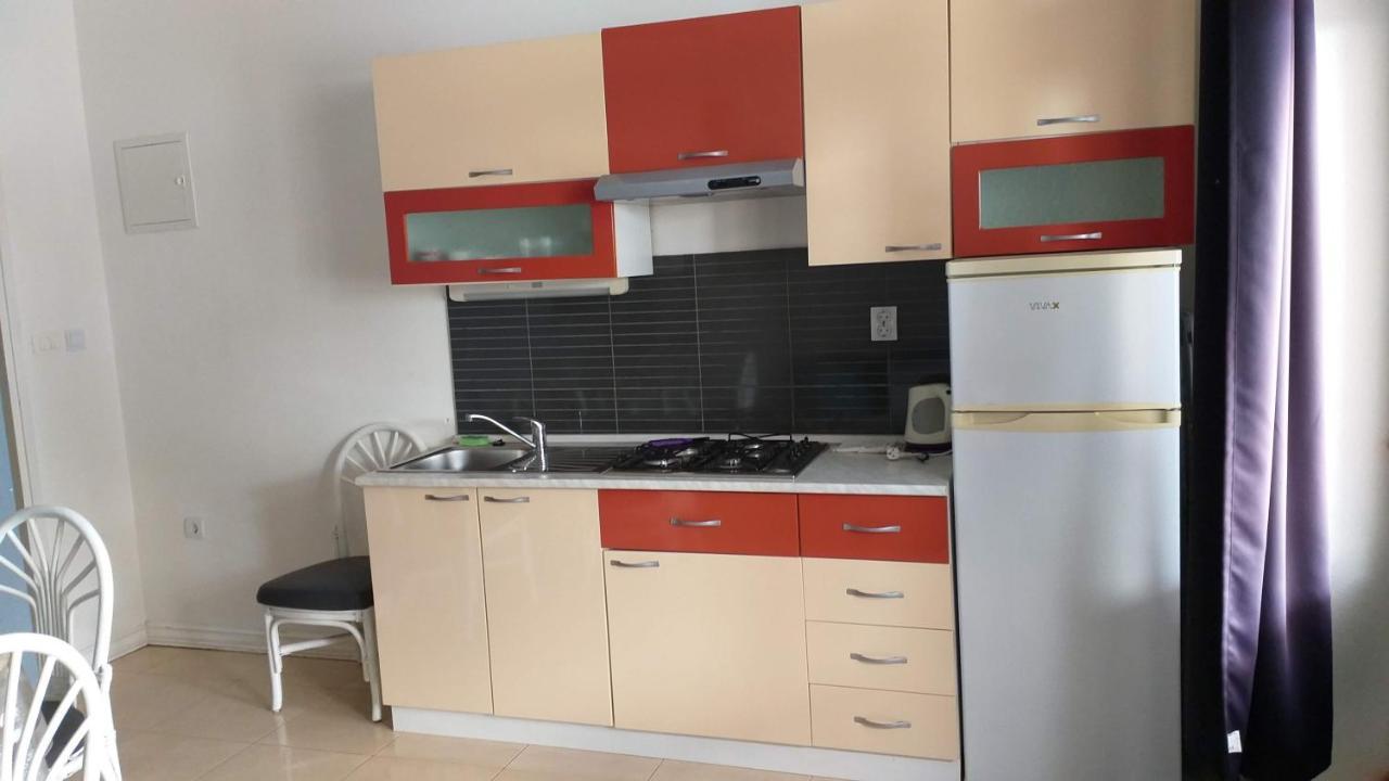Apartmani Niko 德朗西斯 外观 照片