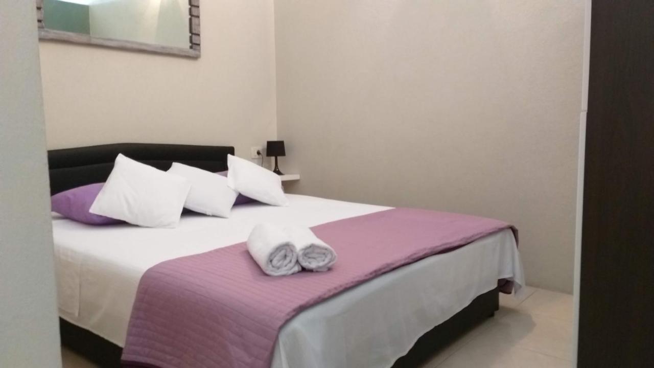 Apartmani Niko 德朗西斯 外观 照片