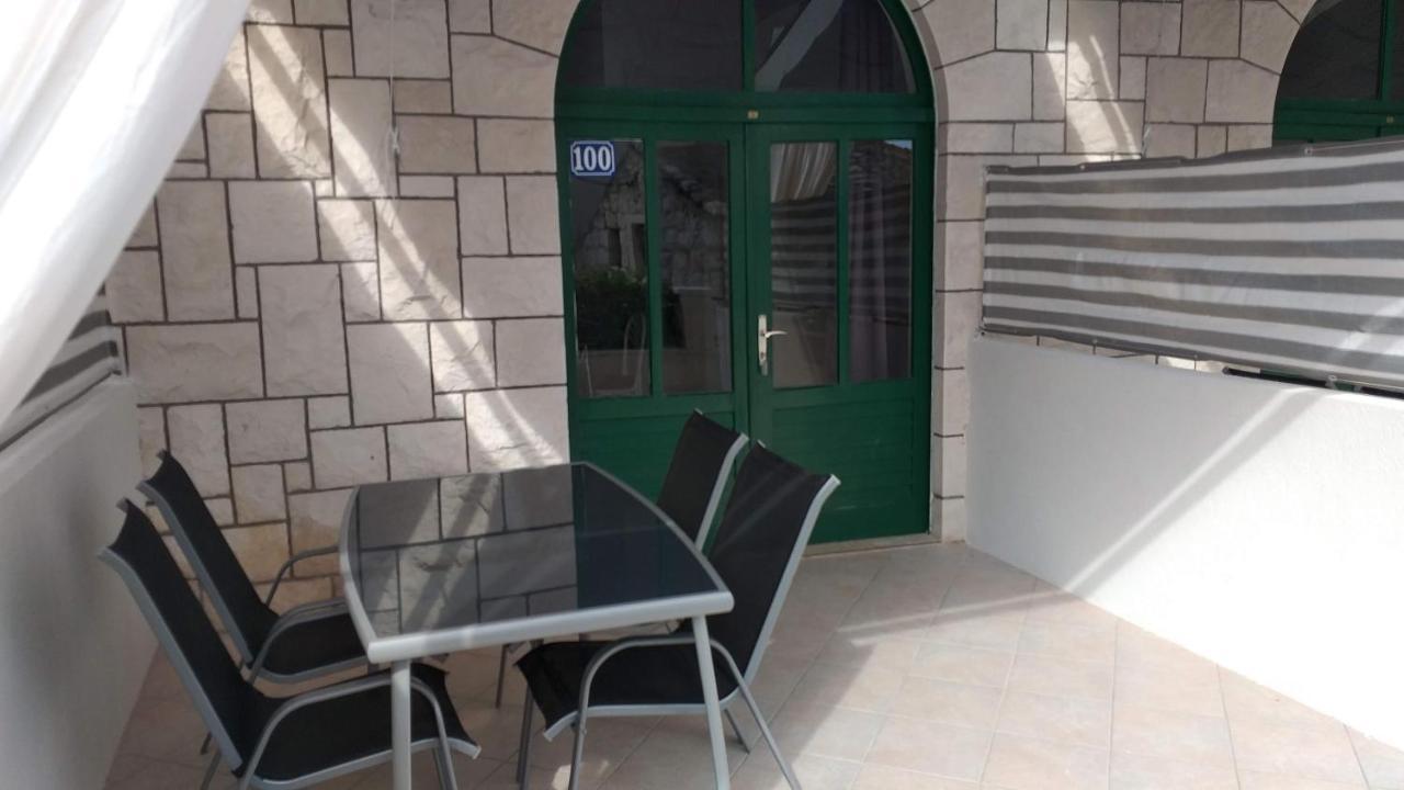 Apartmani Niko 德朗西斯 外观 照片