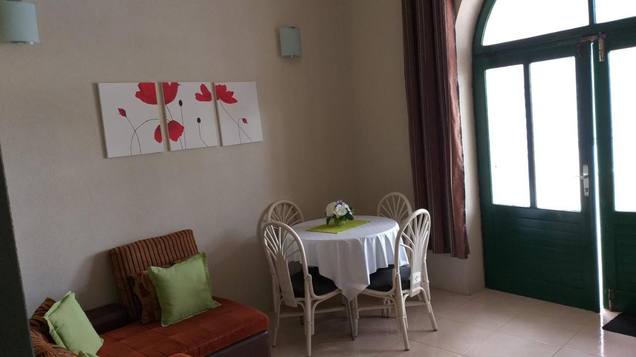 Apartmani Niko 德朗西斯 外观 照片