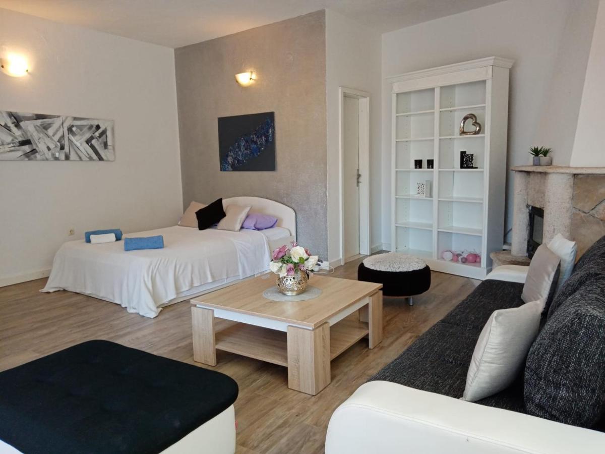 Apartmani Niko 德朗西斯 外观 照片