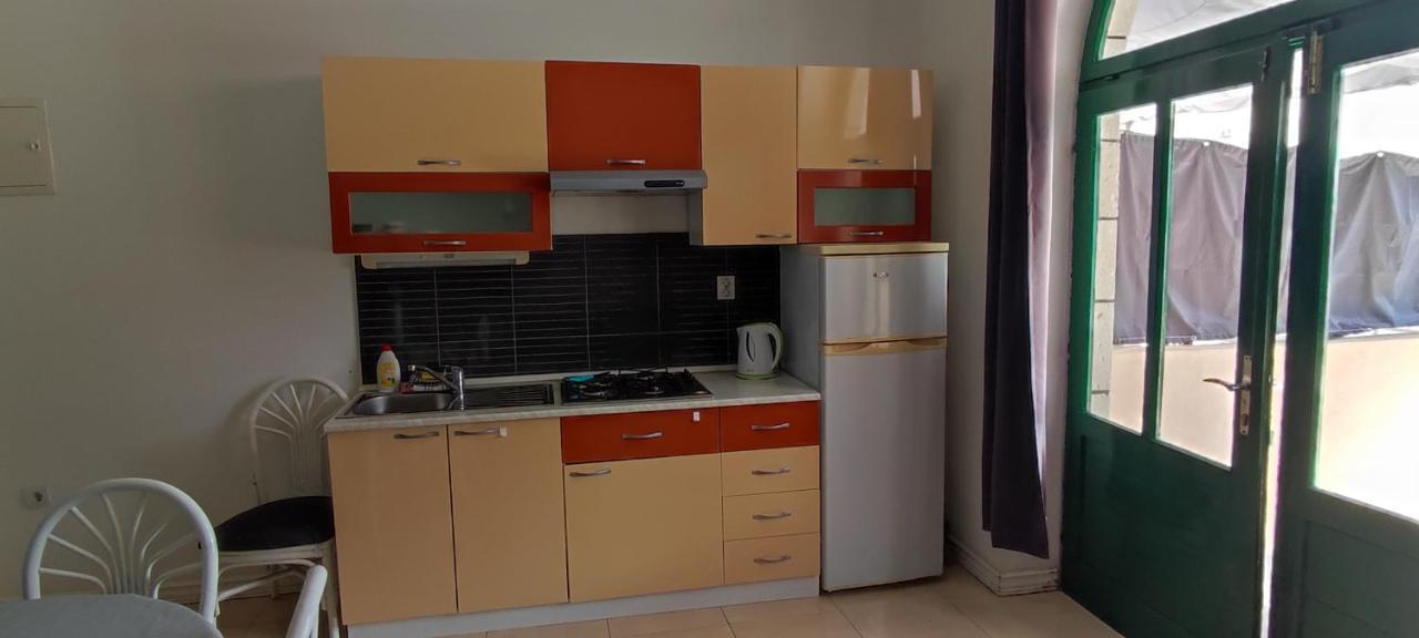 Apartmani Niko 德朗西斯 外观 照片