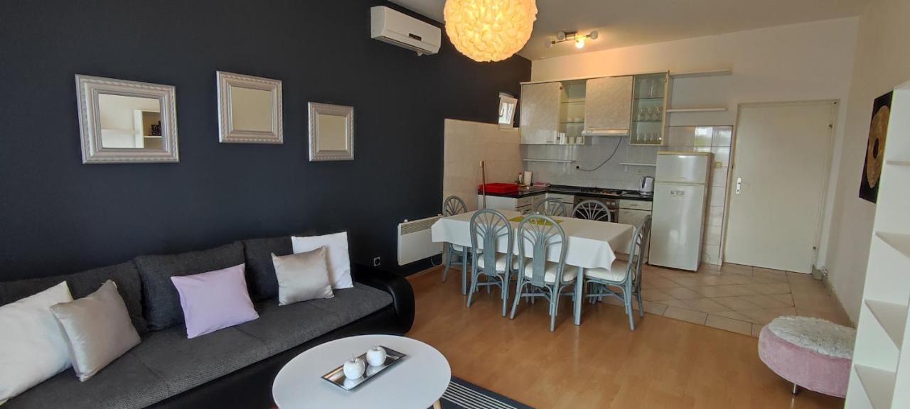 Apartmani Niko 德朗西斯 外观 照片